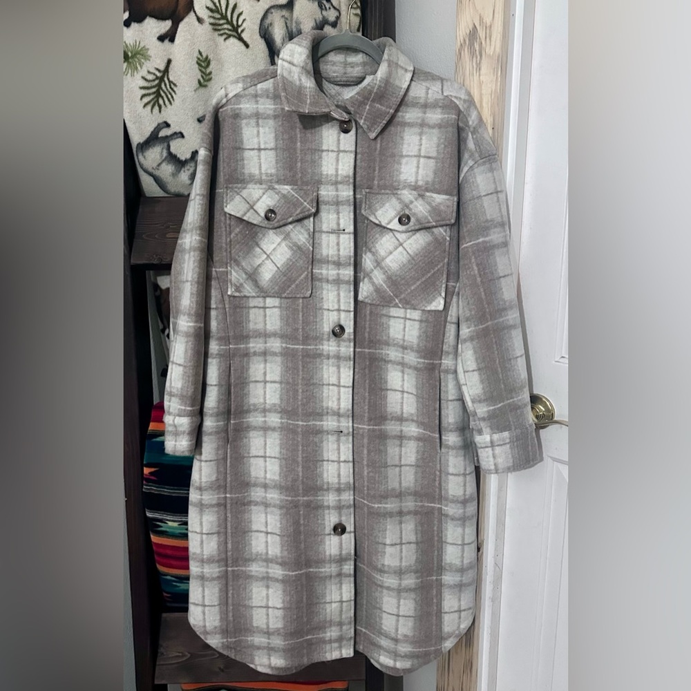American Eagle flannel coat size medium